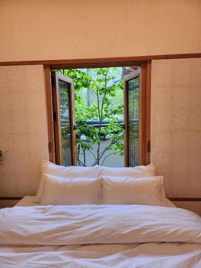 Holiday home Iriru Luxury Hanok - Eunpyung Hanok Village