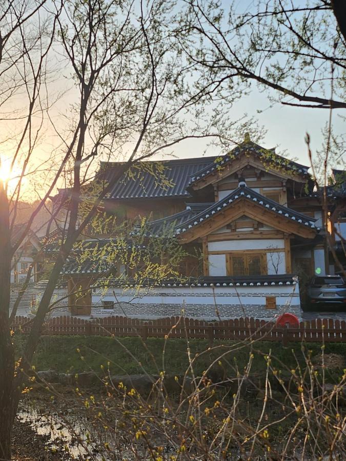 Iriru Luxury Hanok - Eunpyung Hanok Village Holiday home Seoul